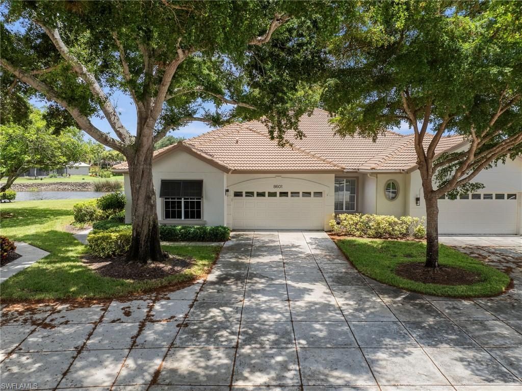 8601 Fairway Bend Dr, Estero, FL 33967 Photo