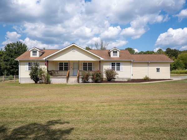 336 District Line Road, Trenton, GA 30752