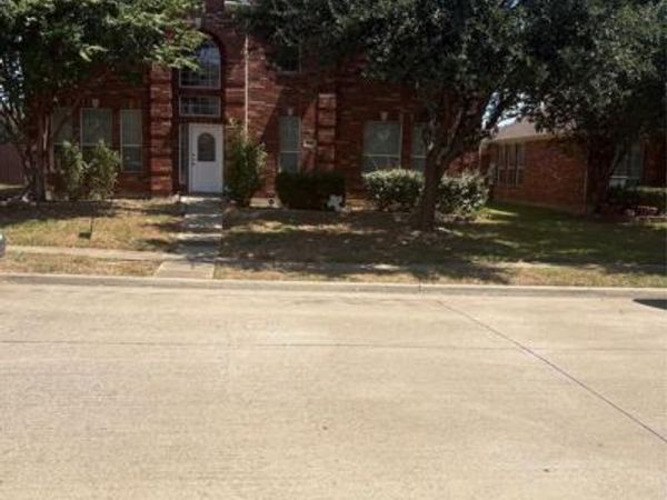 2006 Trickling Creek Drive, Garland, TX 75041
