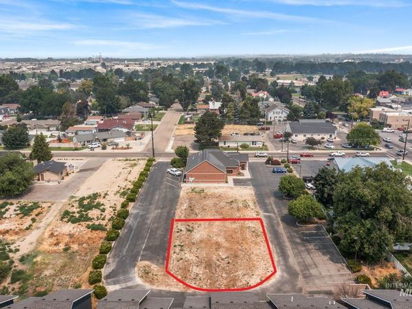 119 Logan St, Caldwell, ID 83605