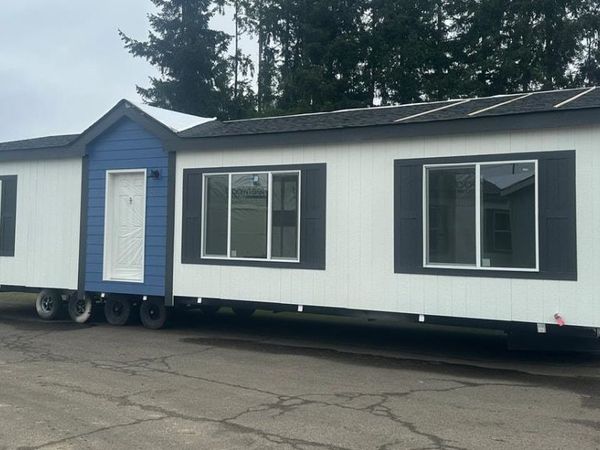 1324 S Delaware Ave, Kettle Falls, WA 99141