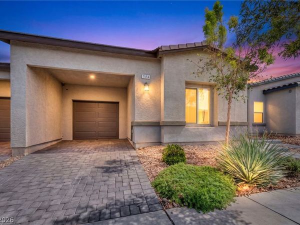 7554 Crested Moon Street , North Las Vegas, NV 89084