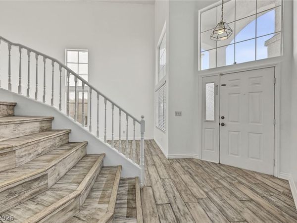 7429 Tamarind Avenue , Las Vegas, NV 89147