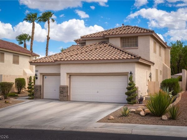 1816 Eagle Bluff Lane, Las Vegas, NV 89128
