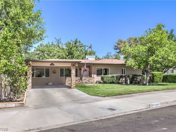 712 Aztec Place , Boulder City, NV 89005
