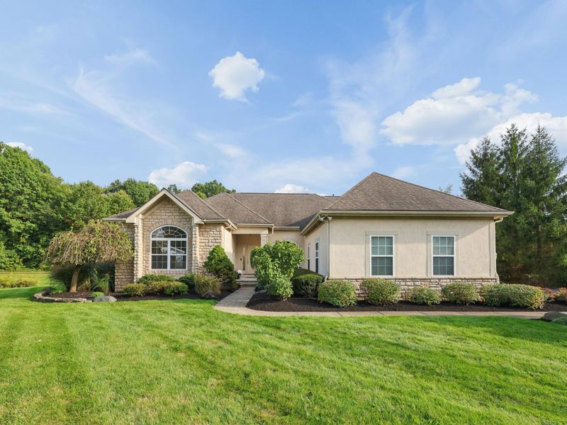 8605 Swisher Creek Crossing, New Albany, OH 43054 Photo 1