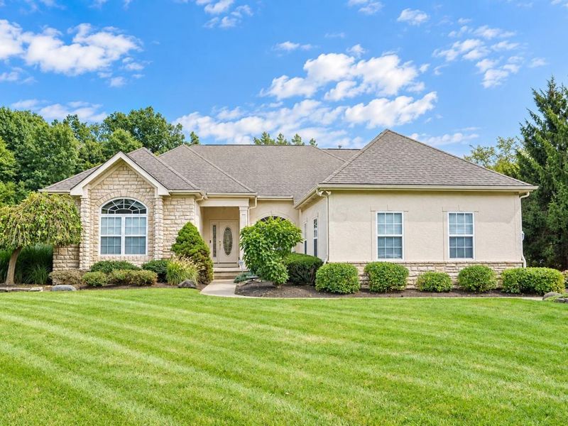 8605 Swisher Creek Crossing, New Albany, OH 43054 Photo 12