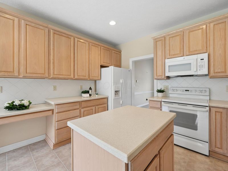 8605 Swisher Creek Crossing, New Albany, OH 43054 Photo 24