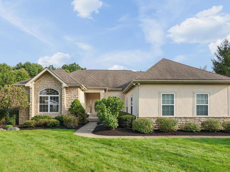 8605 Swisher Creek Crossing, New Albany, OH 43054 Photo 6