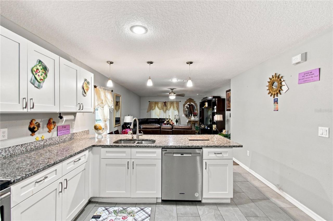4300 Lenox Boulevard , Orlando, FL 32811 Photo