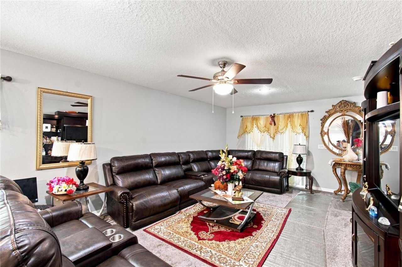 4300 Lenox Boulevard , Orlando, FL 32811 Photo