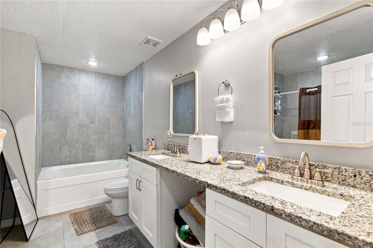 4300 Lenox Boulevard , Orlando, FL 32811 Photo