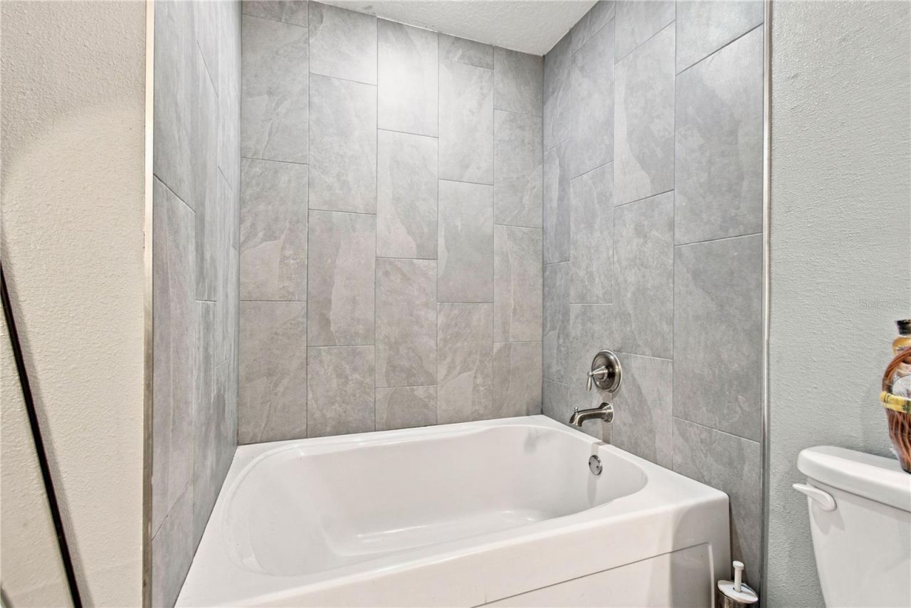 4300 Lenox Boulevard , Orlando, FL 32811 Photo