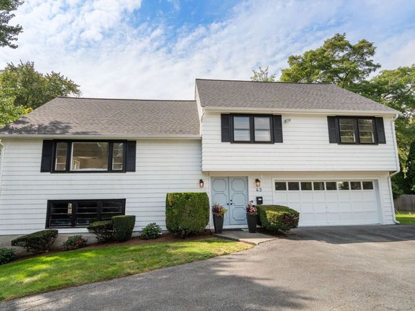 43 Meredith Circle, Needham, MA 02492