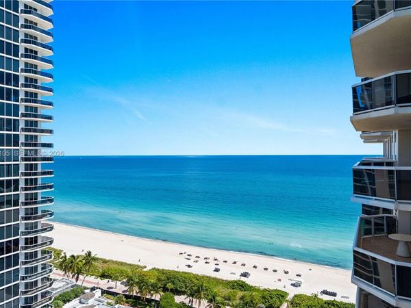 4775 Collins Ave , Unit 2207, Miami Beach, FL 33140