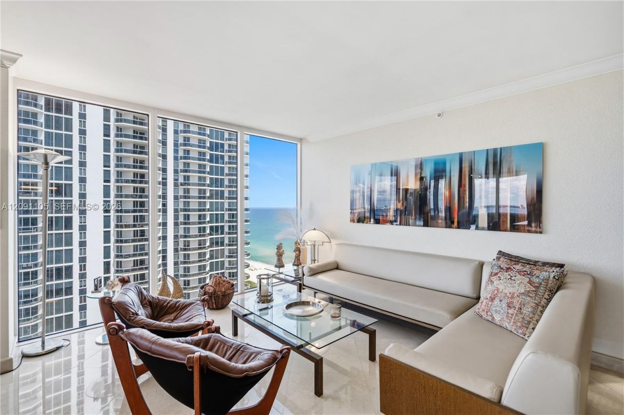 4775 Collins Ave , Unit 2207, Miami Beach, FL 33140 Photo