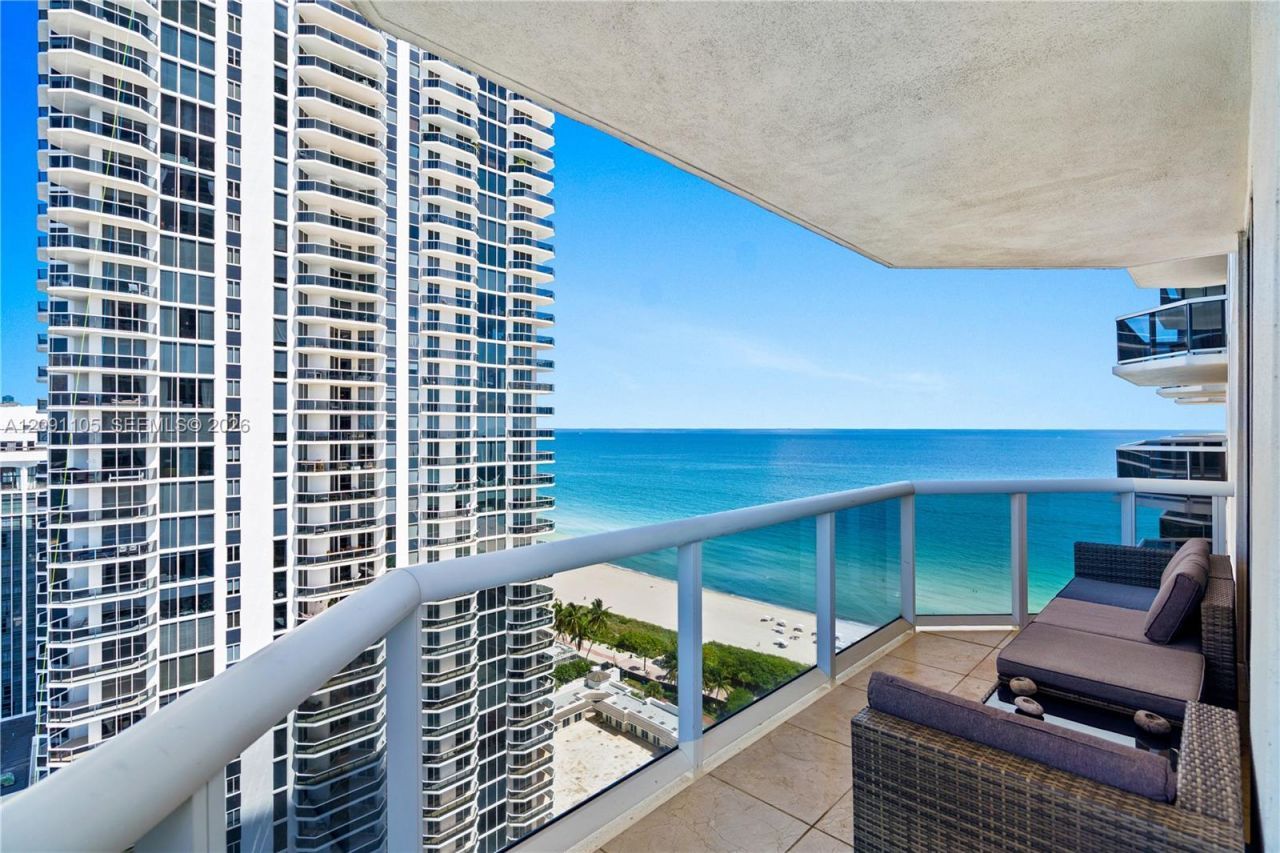 4775 Collins Ave , Unit 2207, Miami Beach, FL 33140 Photo