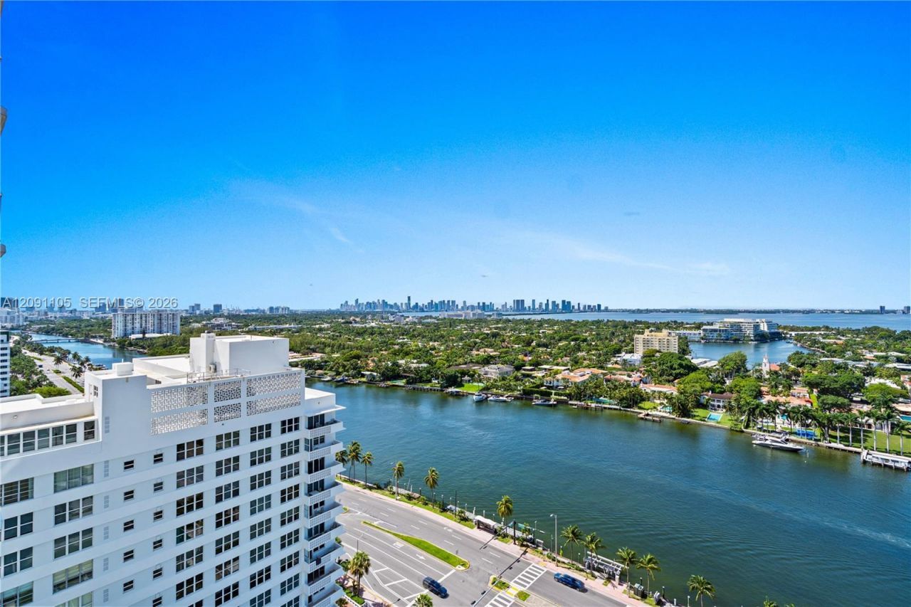 4775 Collins Ave , Unit 2207, Miami Beach, FL 33140 Photo