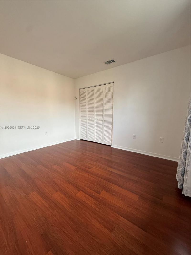 19603 NW 82nd Pl, Hialeah, FL 33015 Photo