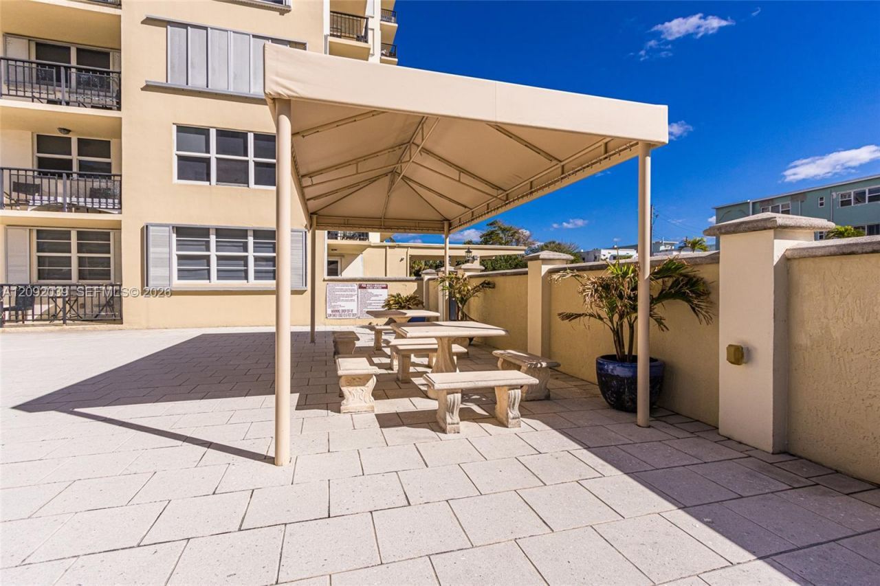 1501 S Ocean Dr , Unit 605, Hollywood, FL 33019 Photo
