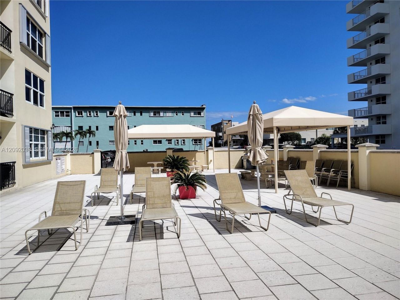 1501 S Ocean Dr , Unit 605, Hollywood, FL 33019 Photo