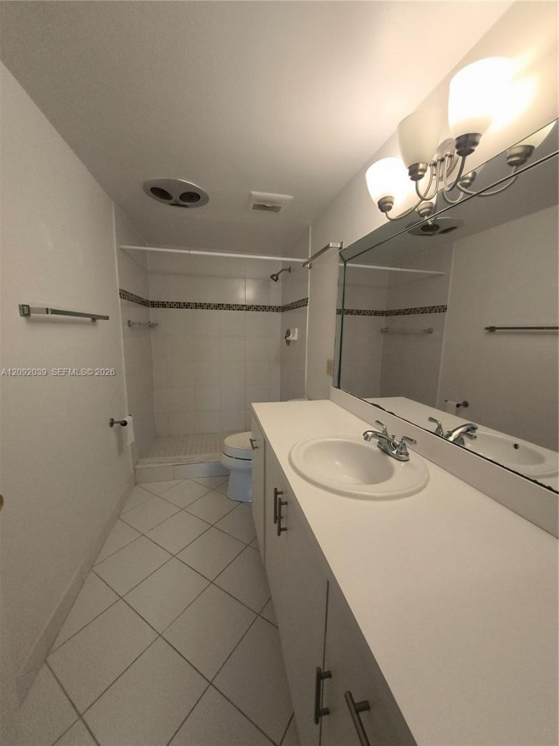 1501 S Ocean Dr , Unit 605, Hollywood, FL 33019 Photo