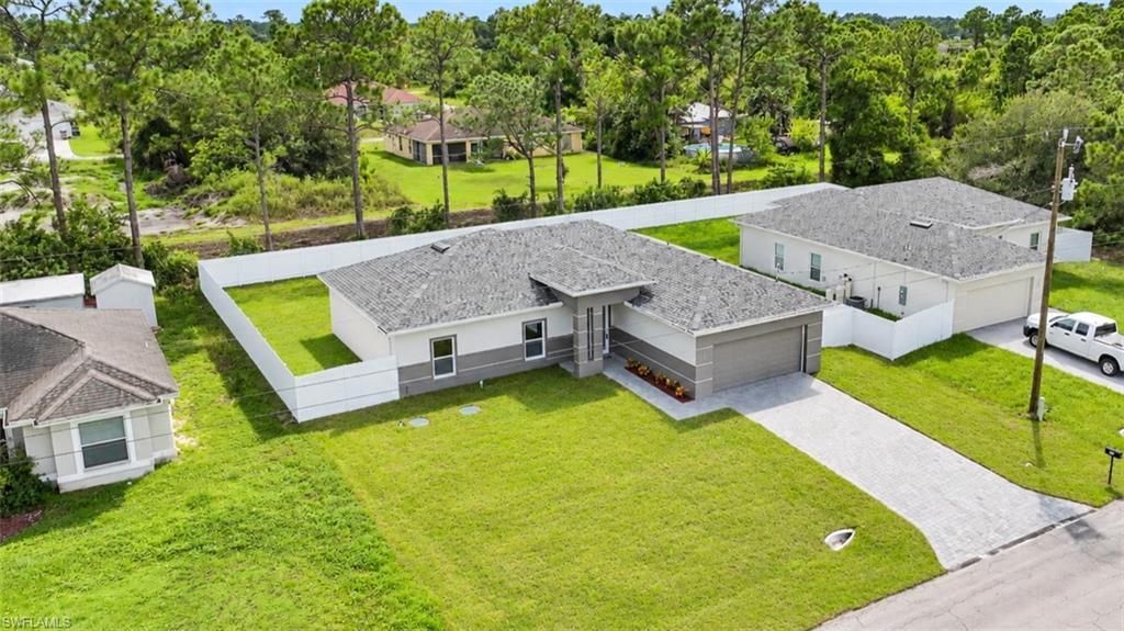 728 Carbon St E, Lehigh Acres, FL 33974 Photo