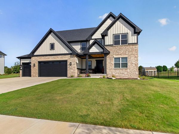 8322 Wyman Drive , St. John, IN 46373
