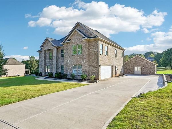190 Barcelona Drive, Covington, GA 30016