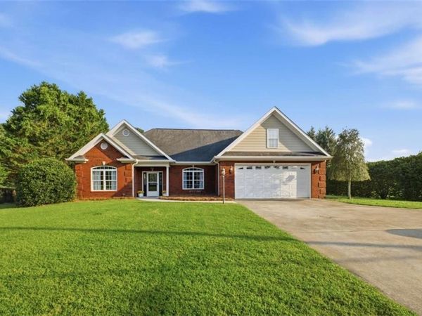 3601 Garden Lakes Parkway, Rome, GA 30165