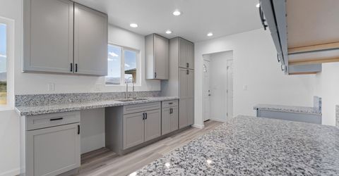 830 Long Valley Road, Gardnerville, NV 89460 Photo