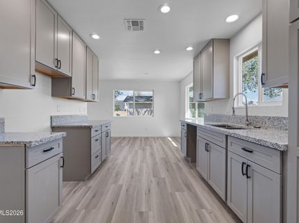 830 Long Valley Road, Gardnerville, NV 89460 Photo