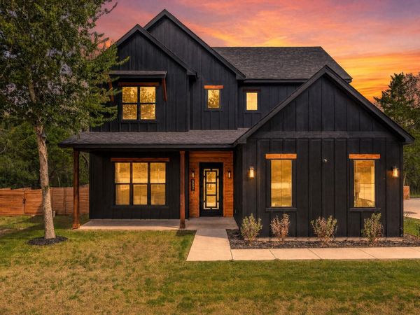 587 W Keanahalululu LN, Bastrop, TX 78602