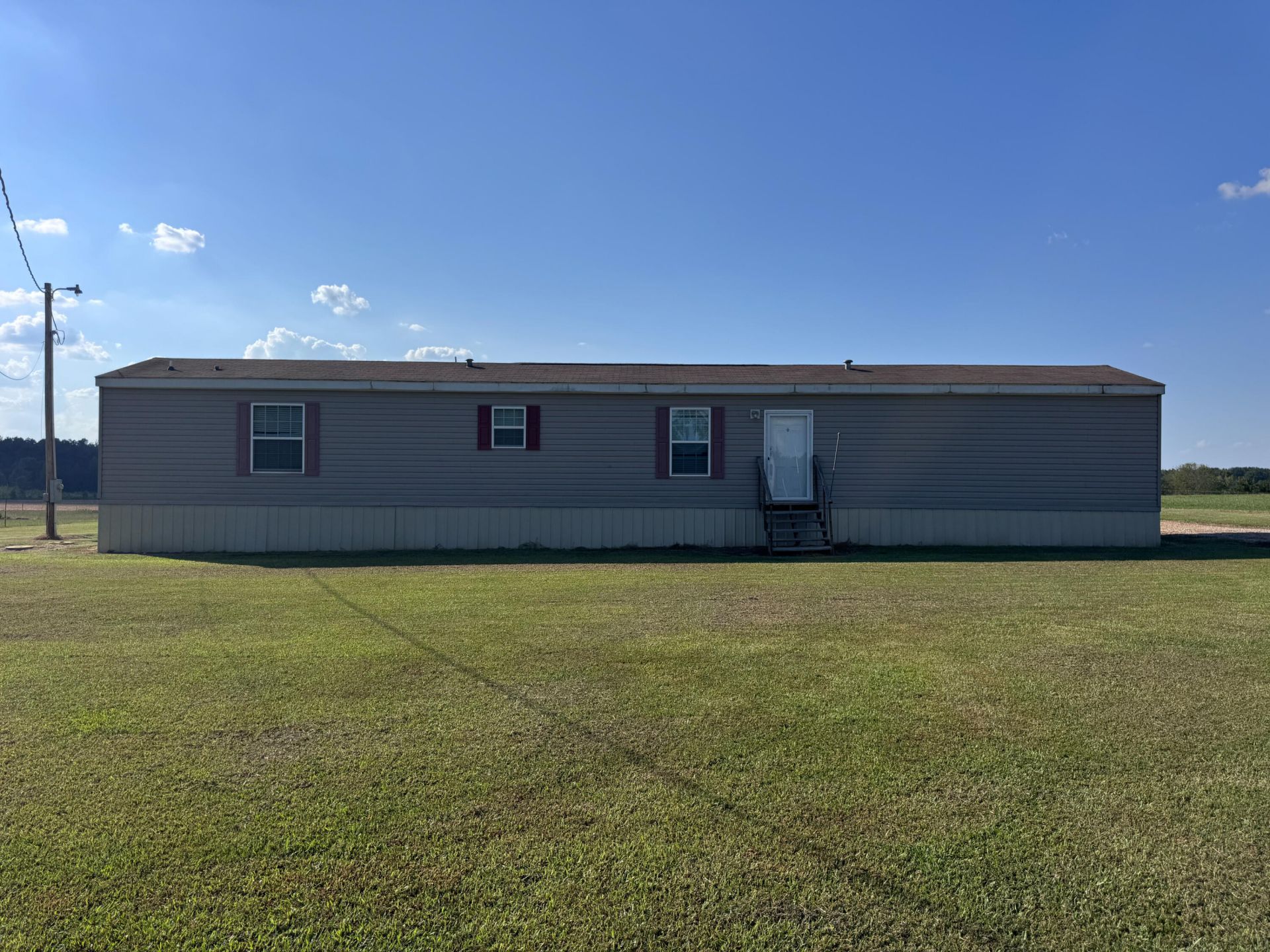 1251 Coleman Road Thaxton, MS 38871