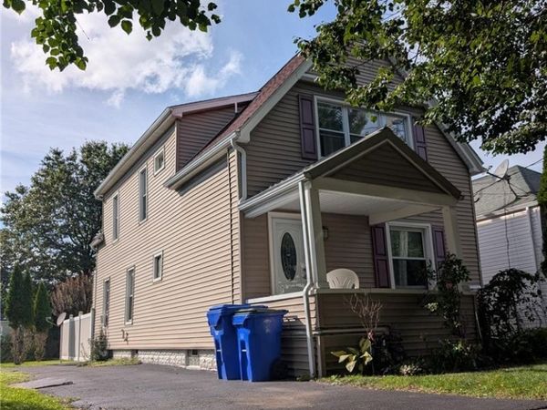 80 Aurora Avenue, West Seneca, NY 14224