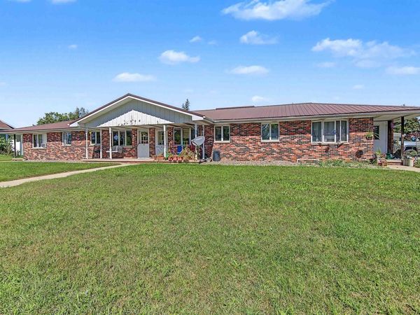 151 W GLENBROOK DRIVE, Pulaski, WI 54162