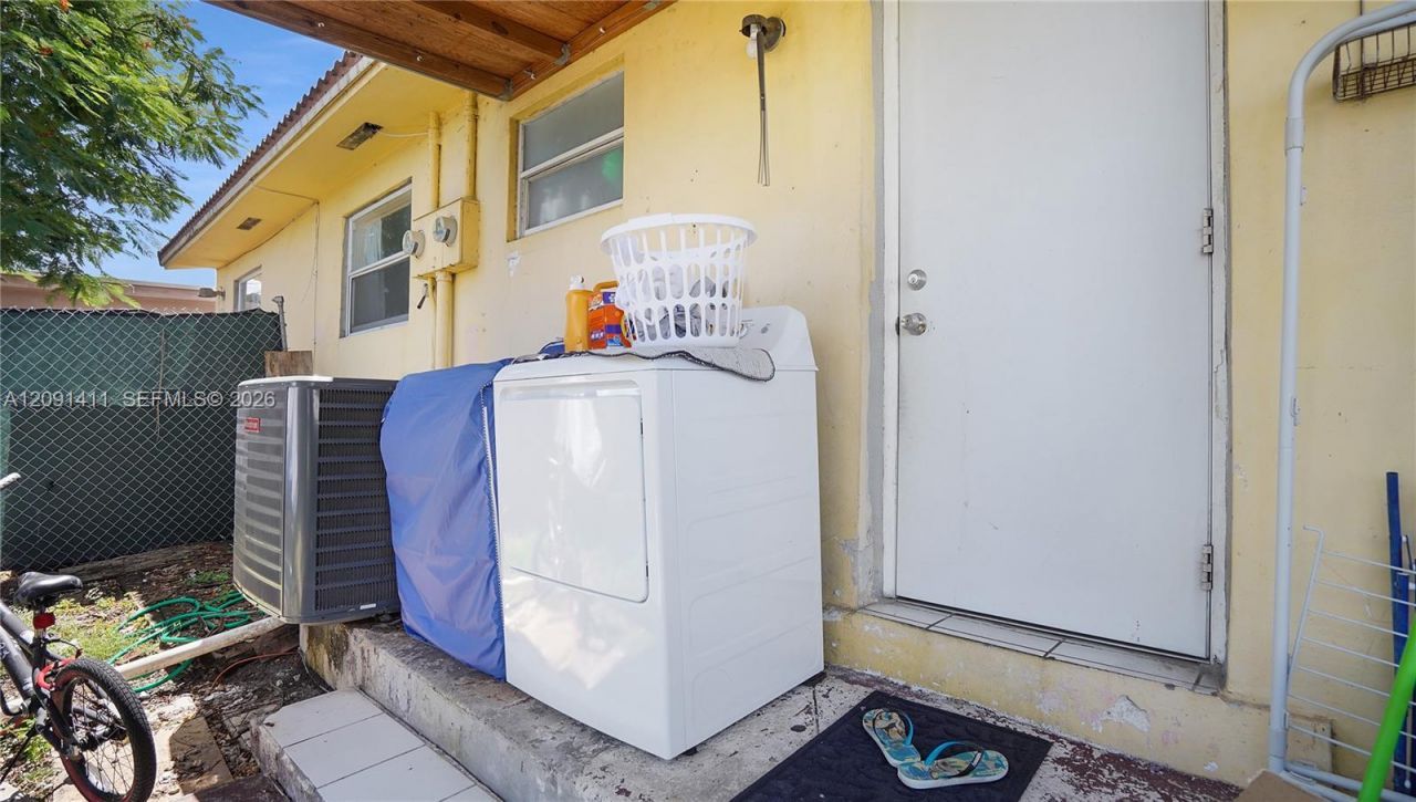 11161 SW 7 St , Sweetwater, FL 33174 Photo
