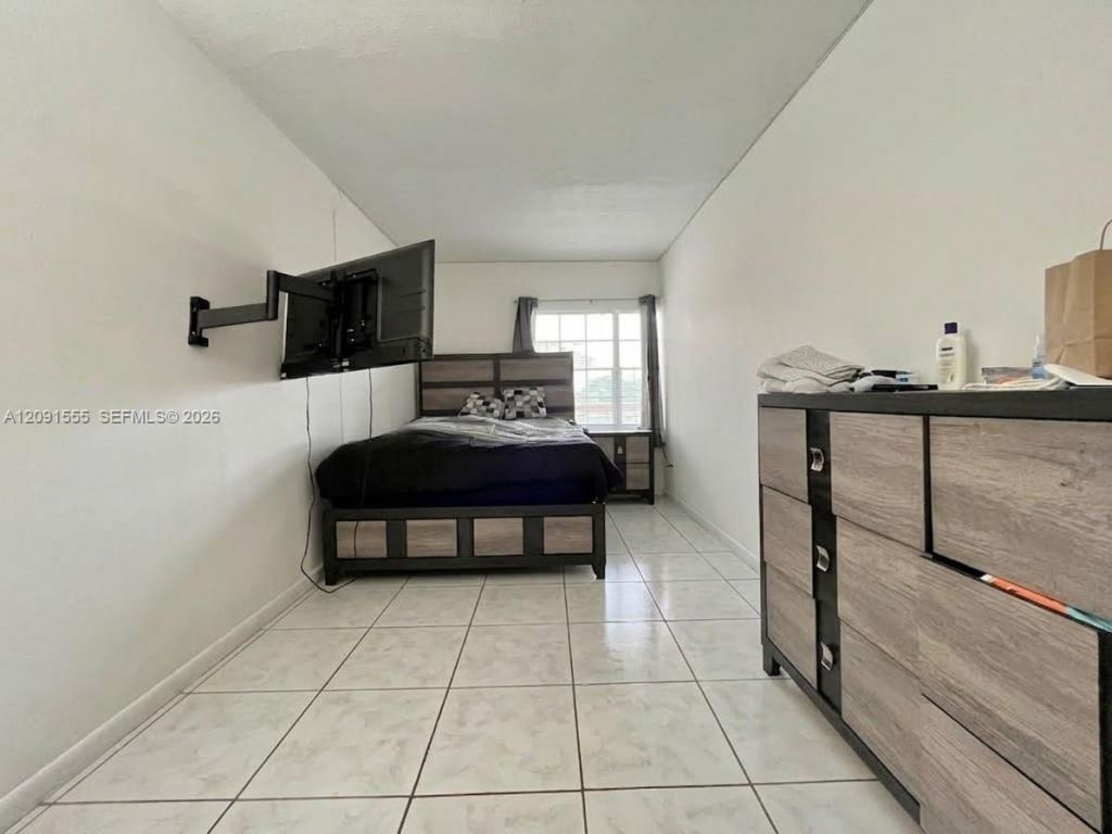 11855 NE 19th Dr , Unit 45, North Miami, FL 33181 Photo