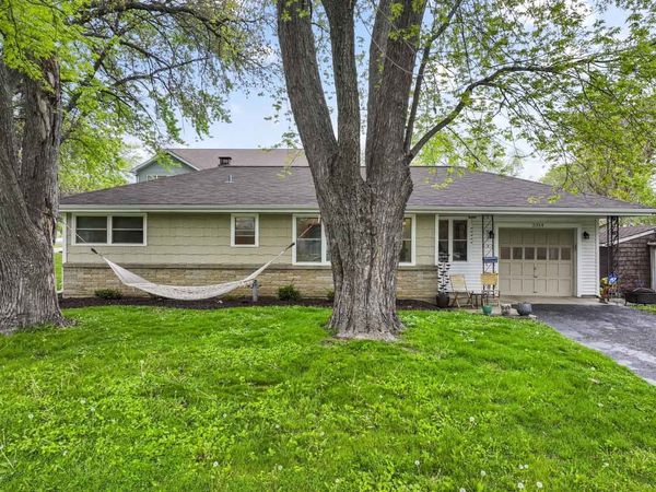 3314 Washington Street , McHenry, IL 60050