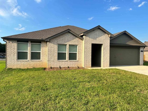 45 Wolfsbridge Loop , Cabot, AR 72023