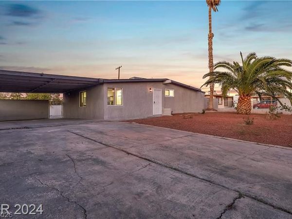 1660 Capistrano Avenue, Las Vegas, NV 89169
