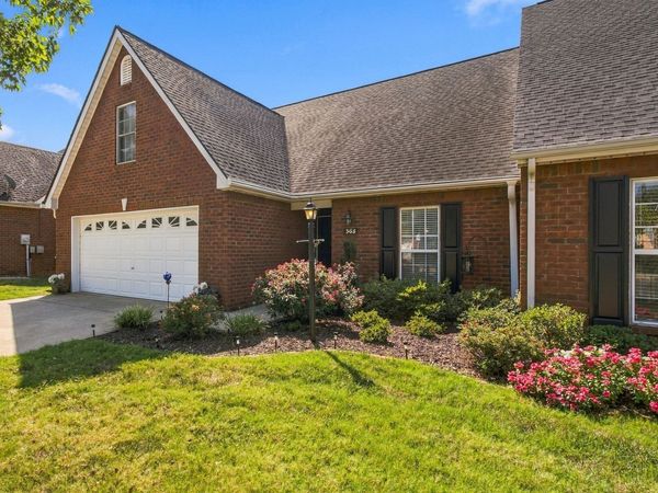 366 Golfview Ct , Murfreesboro, TN 37127