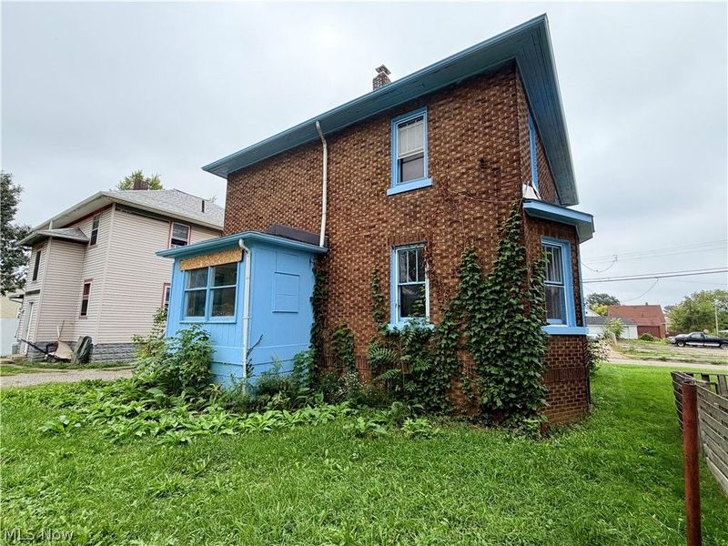 2909 Denver Avenue, Lorain, OH 44055 Photo 4