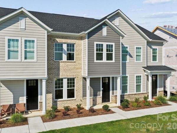 213 Vanguard Lane , Unit 19, Gastonia, NC 28056