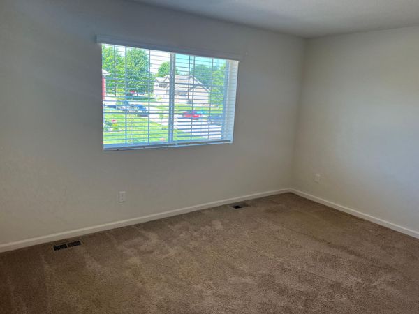 8520 Gateway Circle, Monticello, MN 55362