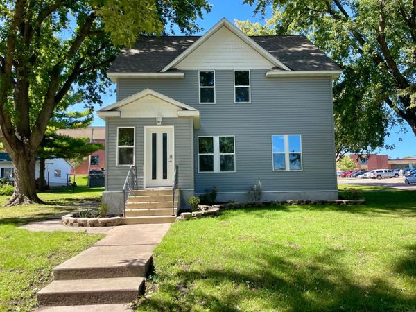 104 S Park Avenue, Springfield, MN 56087
