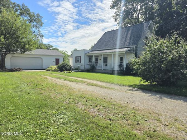 146 Stahl Street, Bradner, OH 43406