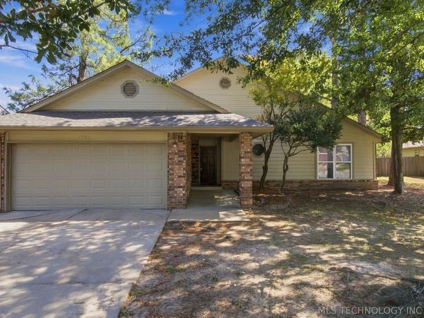 3903 S Walnut Place , Broken Arrow, OK 74011
