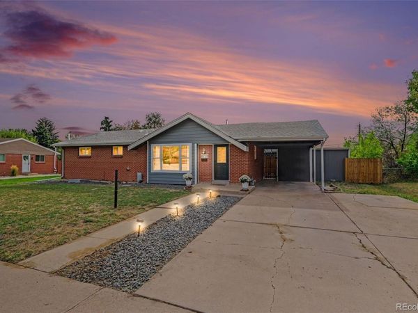 6770 S Clermont Street, Centennial, CO 80122