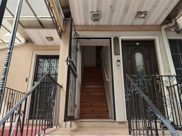 13930 Laurelton Parkway , Rosedale, NY 11422